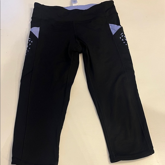 Ivivva Black and Purple Kids capri Leggings - Picture 1 of 7
